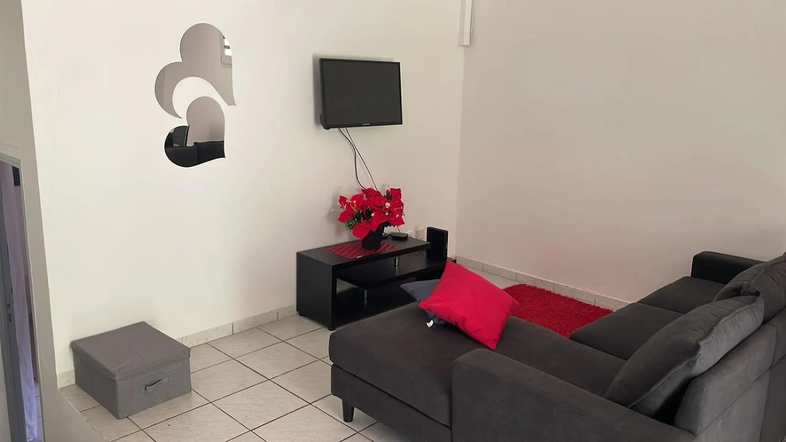 La Petite Maison De Chanone Le François مارتينيك